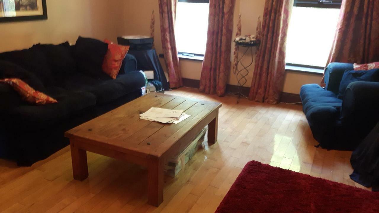 J And J Guest House 밸리캐슬 외부 사진